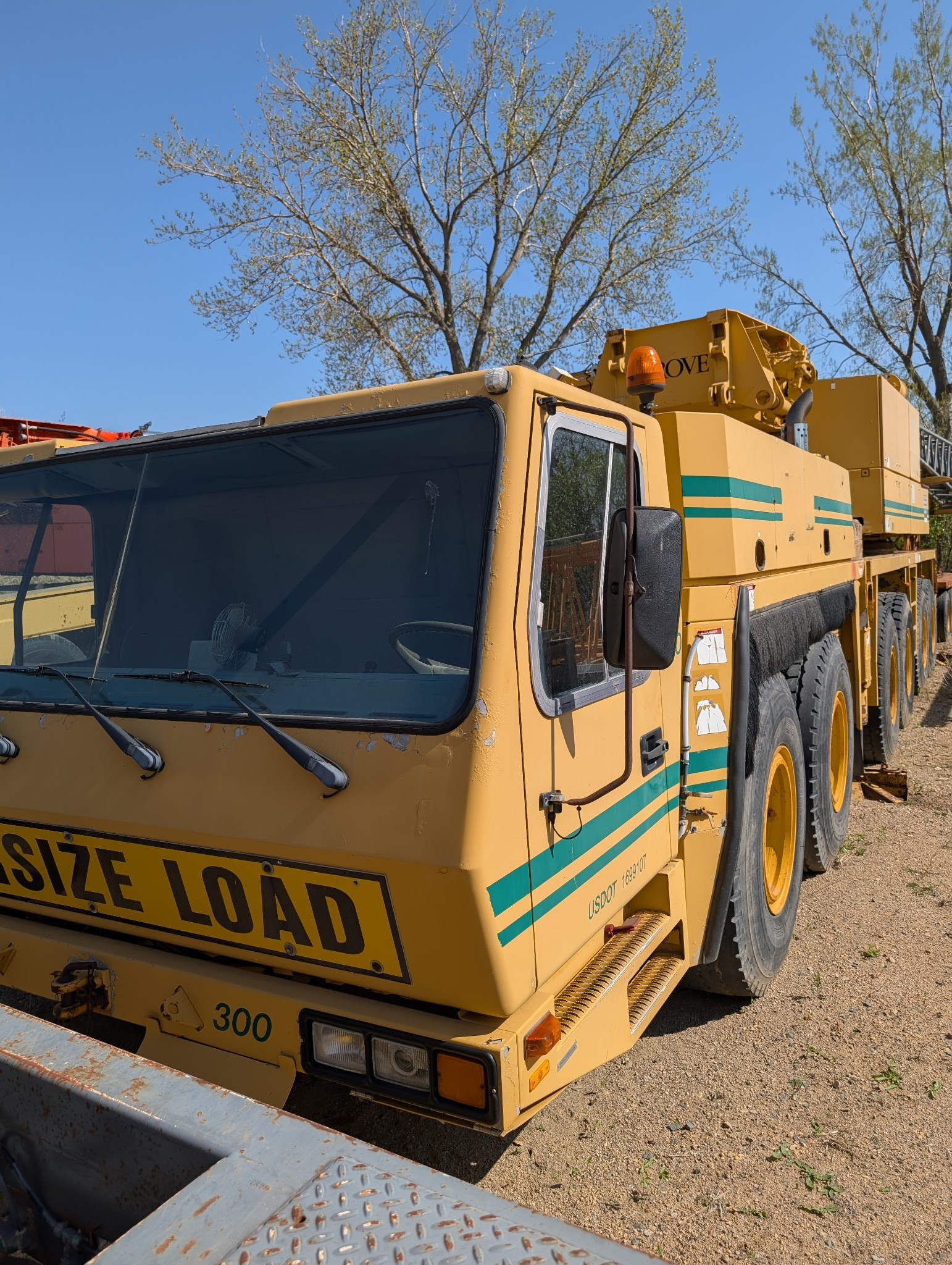 1999 Grove GMK6300b
