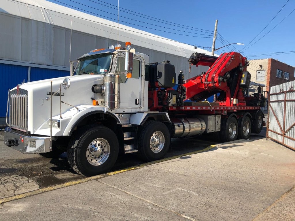 2018 Fassi F2150AL.2.28 Knuckleboom on Kenworth T800TS